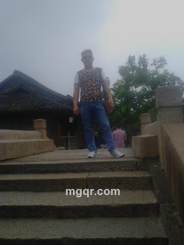 .伴我长久可好.的头像