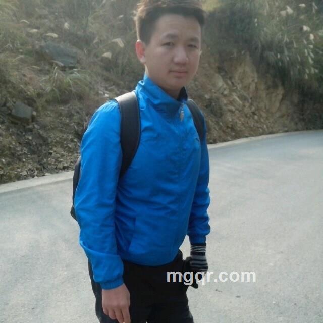 爽翻天001的头像