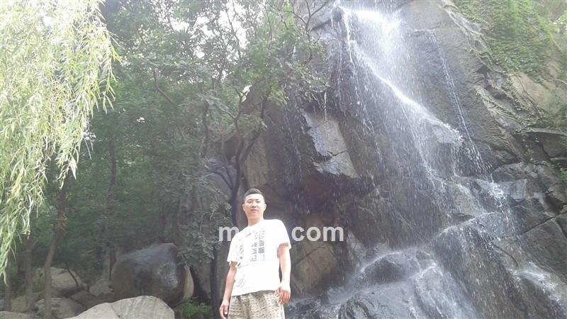 抱你满意的头像