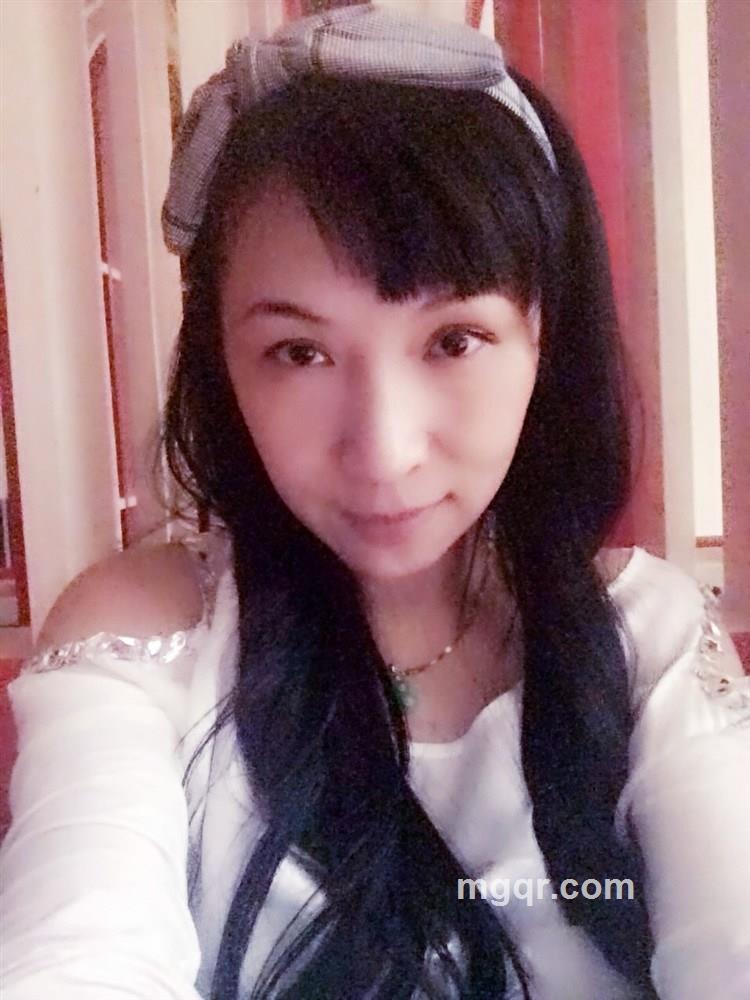 燕子飞飞的头像