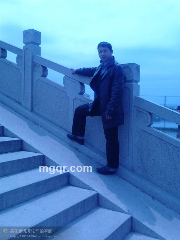 阿健找女孩的头像