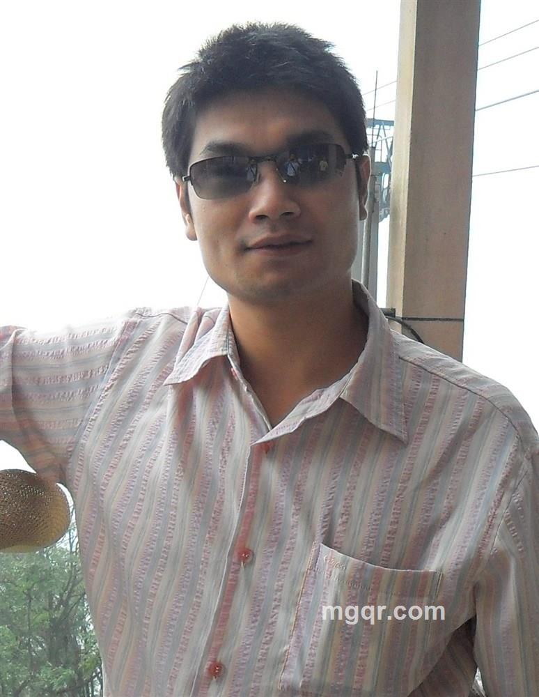 邂逅雨中的头像