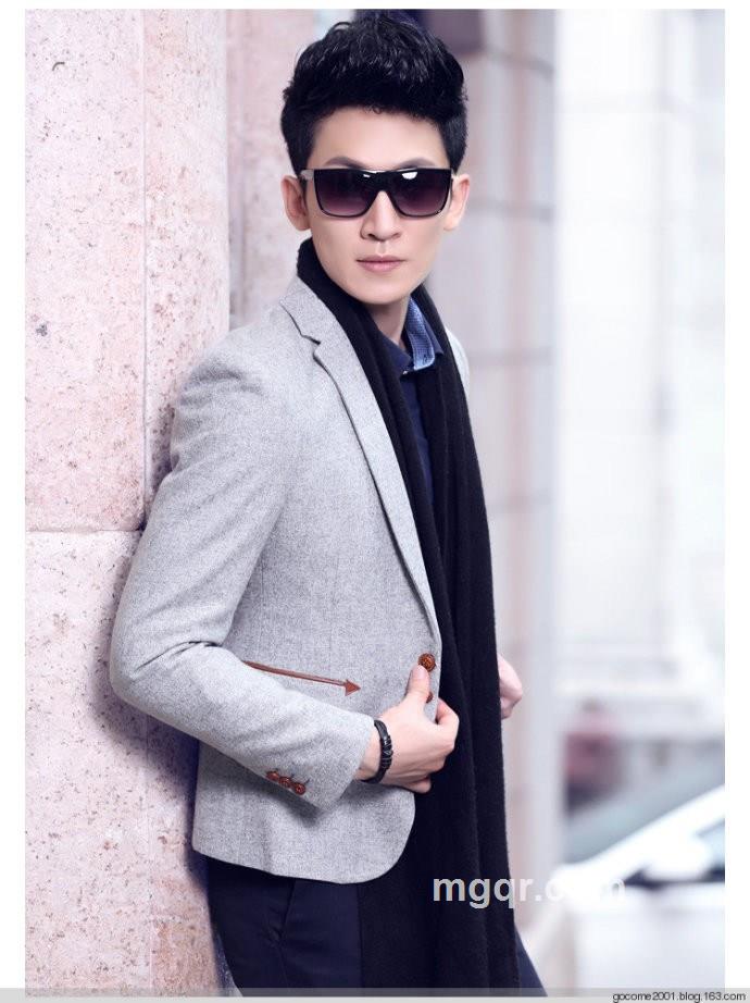 夜色阑珊L的头像