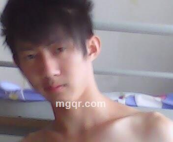 爱在十字路口的头像