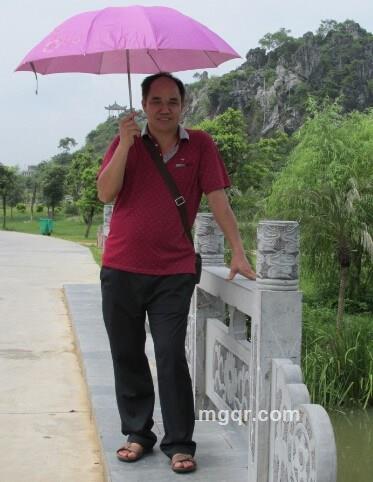 威炮哥哥的头像