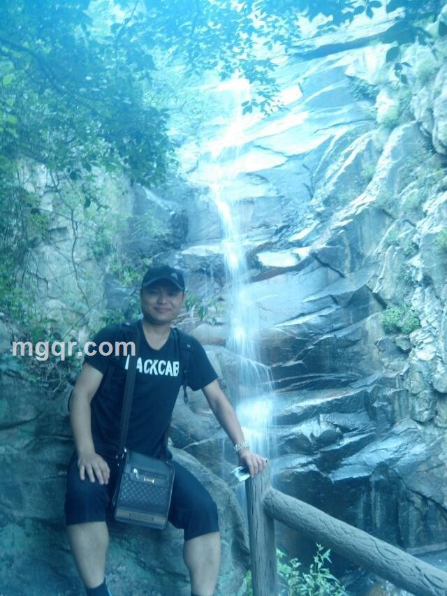 丿饥渴男丿的头像