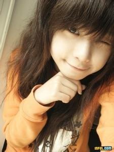 人潮拥挤我该远离i的头像