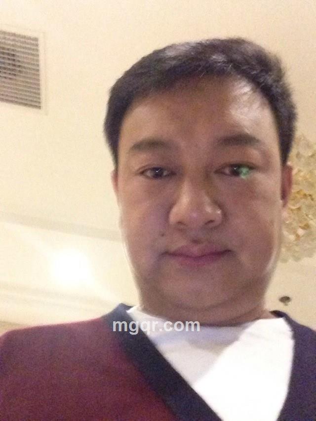 黑白的头像