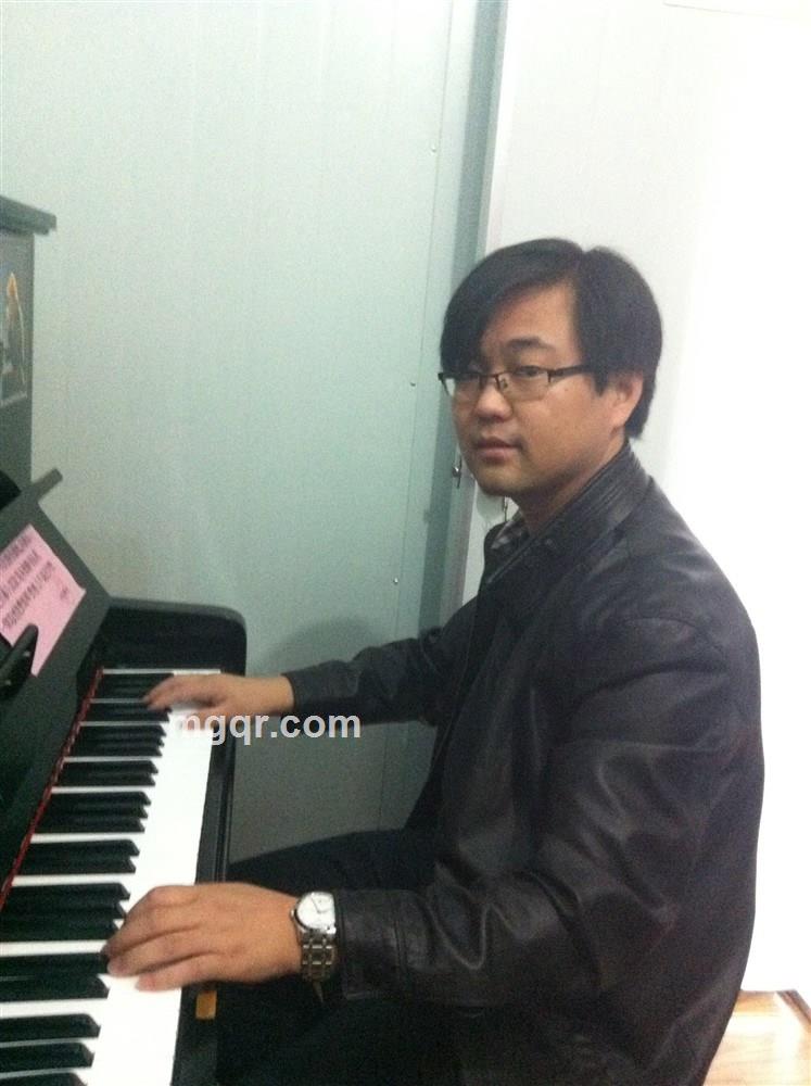 石头下的蛋的头像