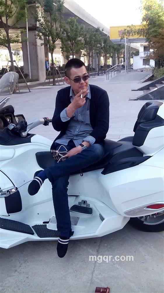 想要你的爱的头像