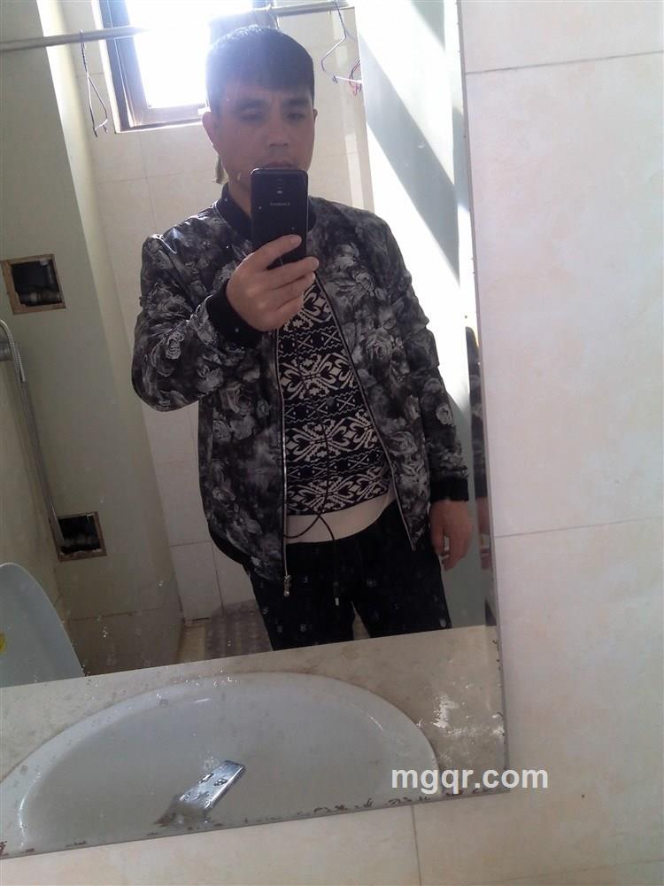 午夜孤落的头像