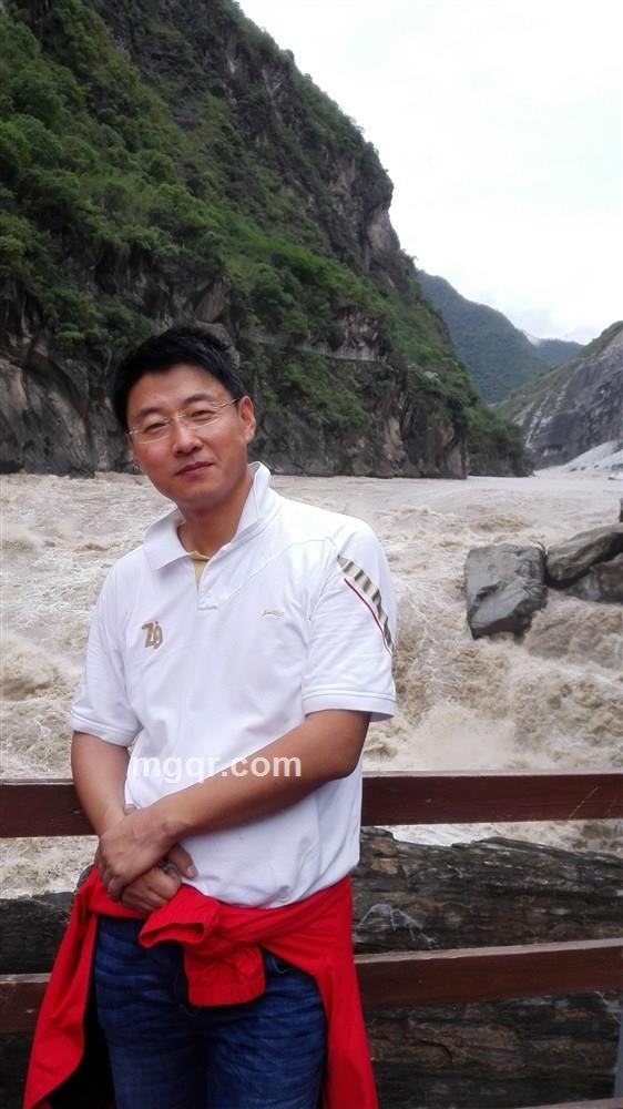 开心的朋友的头像