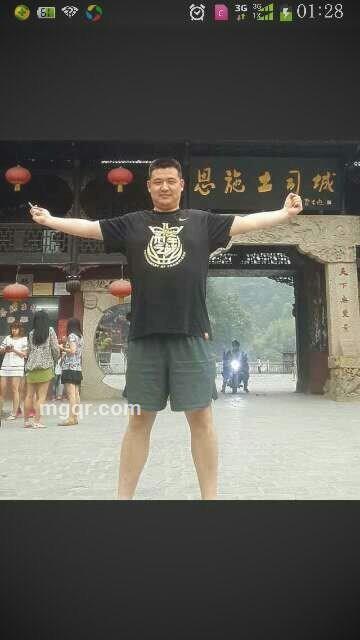 高高在上的头像