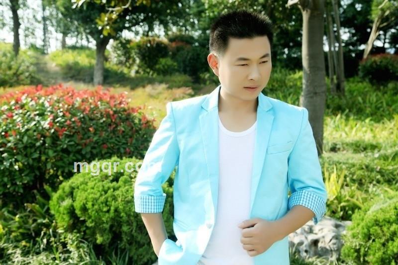 我要的是的胸部的头像