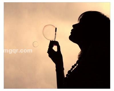 久五伞酒意五酒吧儿 的头像