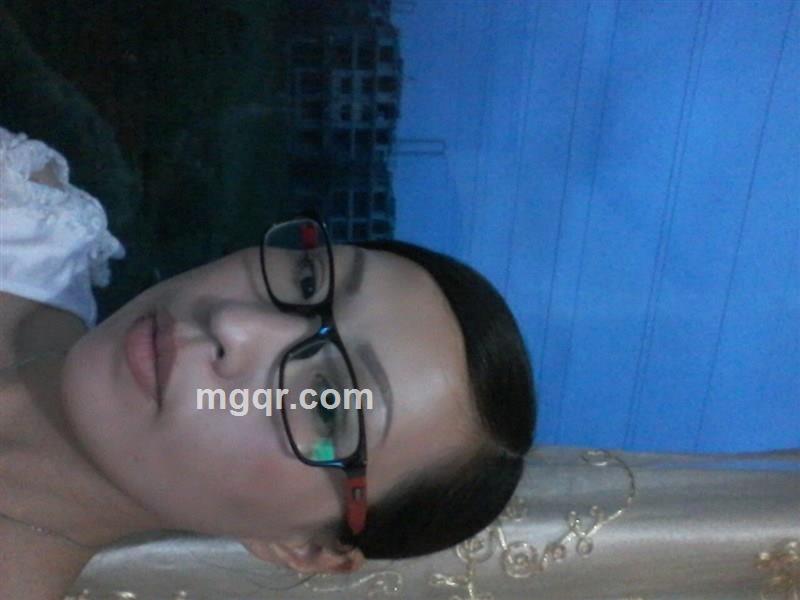 裙角飞扬的头像