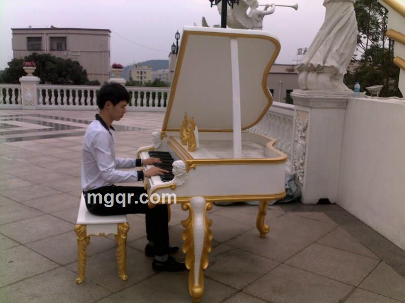 想厌世俗丶的头像