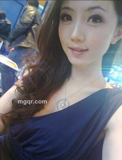 晴空下的雪的头像