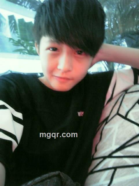 示申言舌VS玫瑰的头像