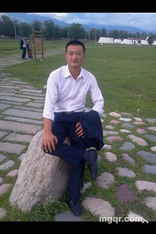 鸿鹄的头像