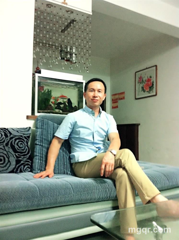 会飞的鱼的头像