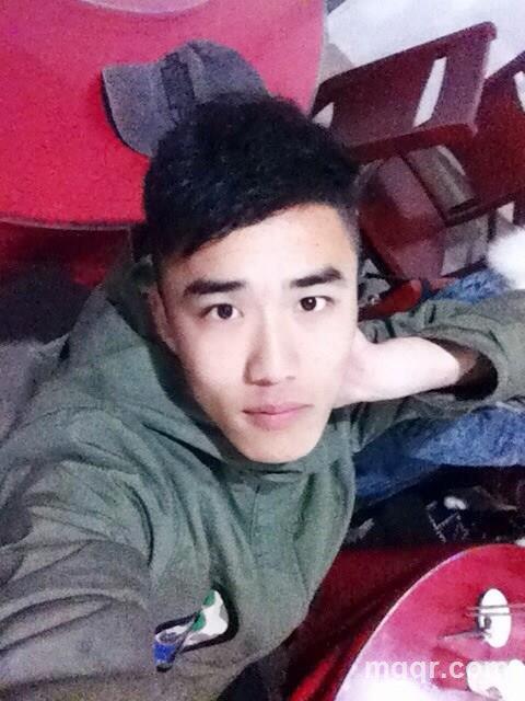 临别一眼的头像