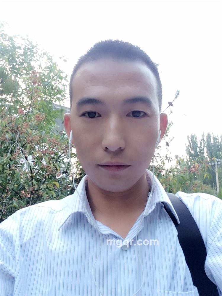 我踏月色而来1985的头像