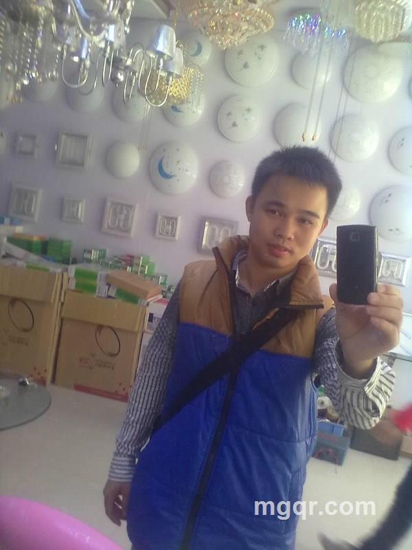 只想和你睡的头像