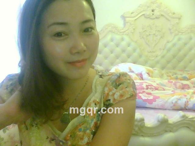 人面桃花相映红的头像