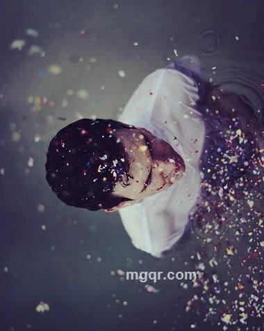 别让我一个人醉的头像