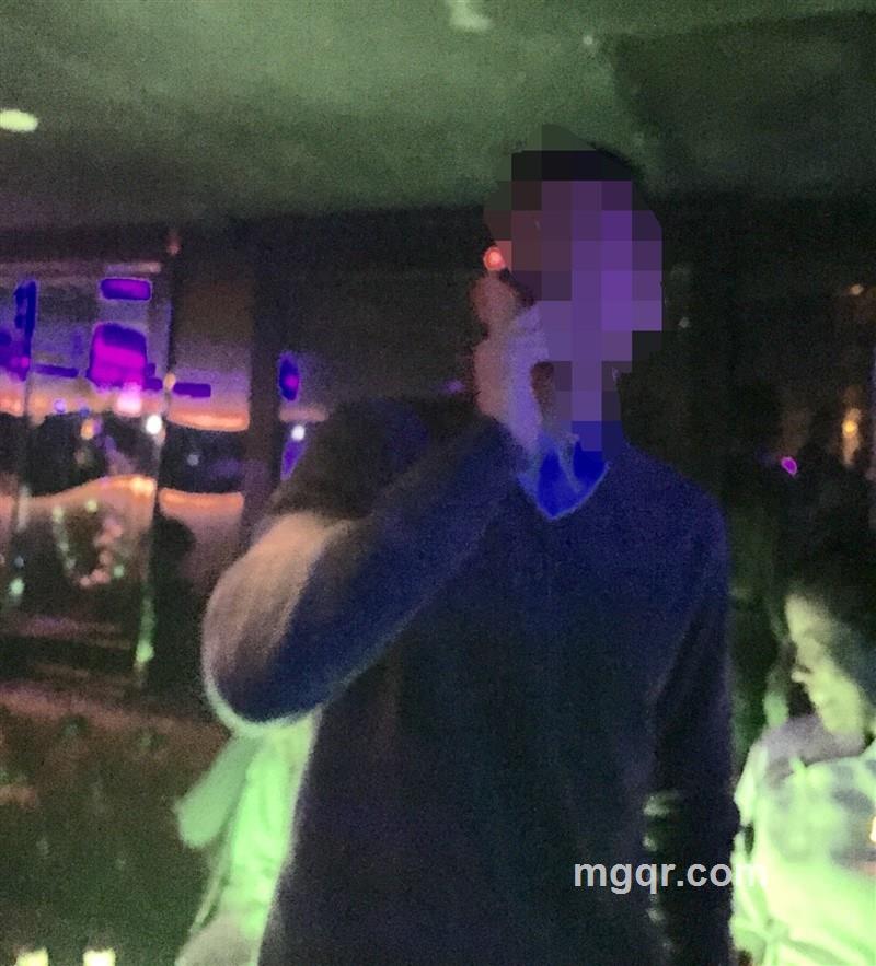 寂寞的男人的头像