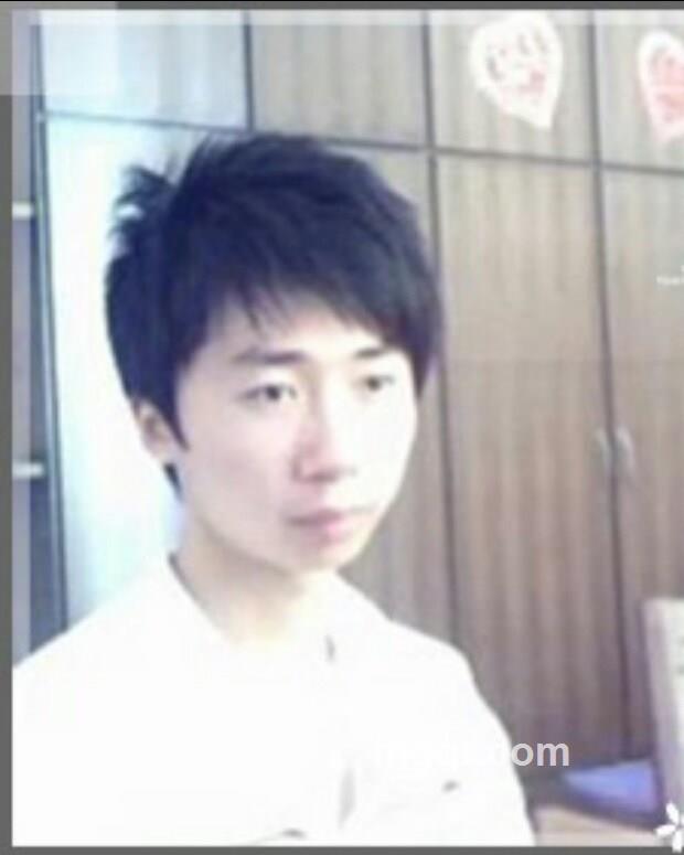 白天么么,晚上啪啪的头像