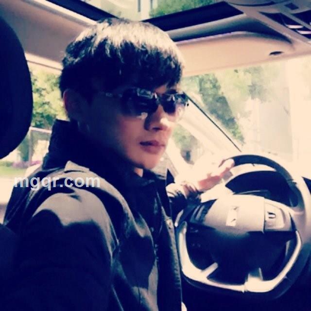 海阔凭鱼跃88的头像