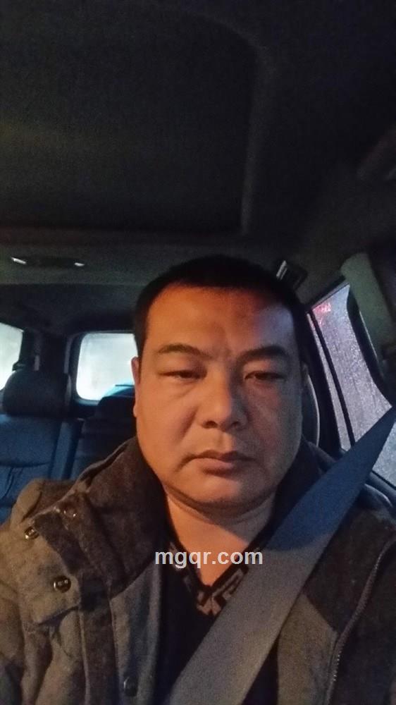 爸气外露的头像