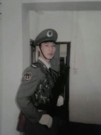 我愿独行的头像