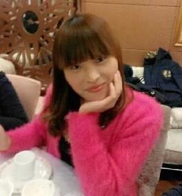 紫色的玫瑰的头像