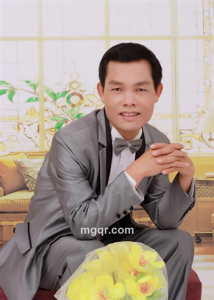 坚硬一插到底的头像