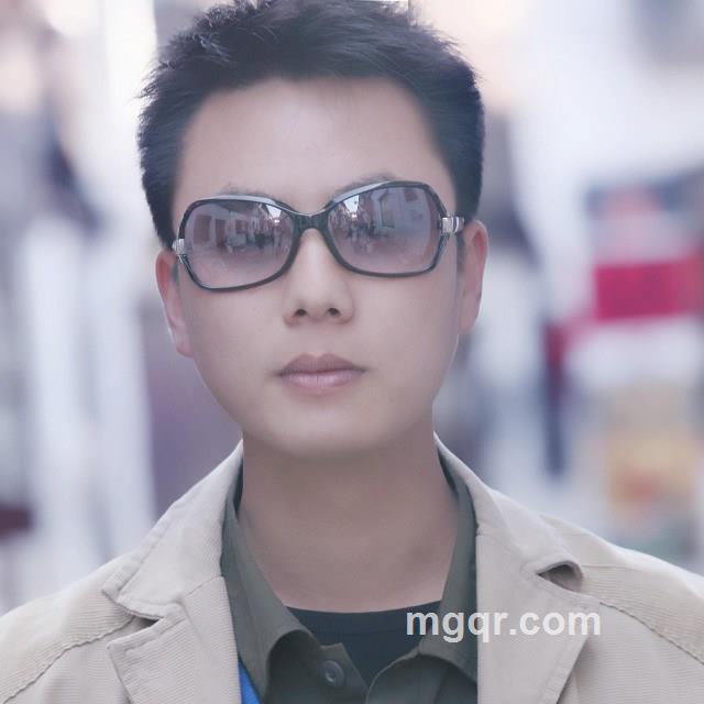 想你的四眼的头像