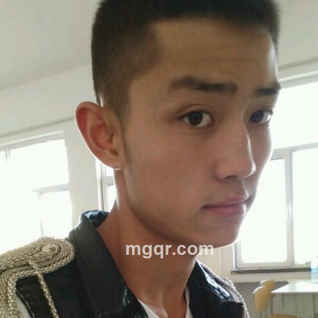 约爱小狼的头像