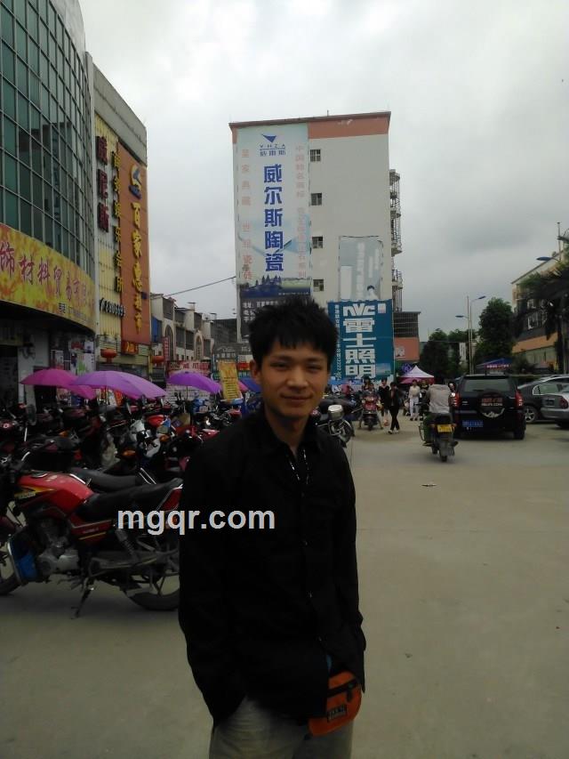 有时候笑笑就过去了的头像