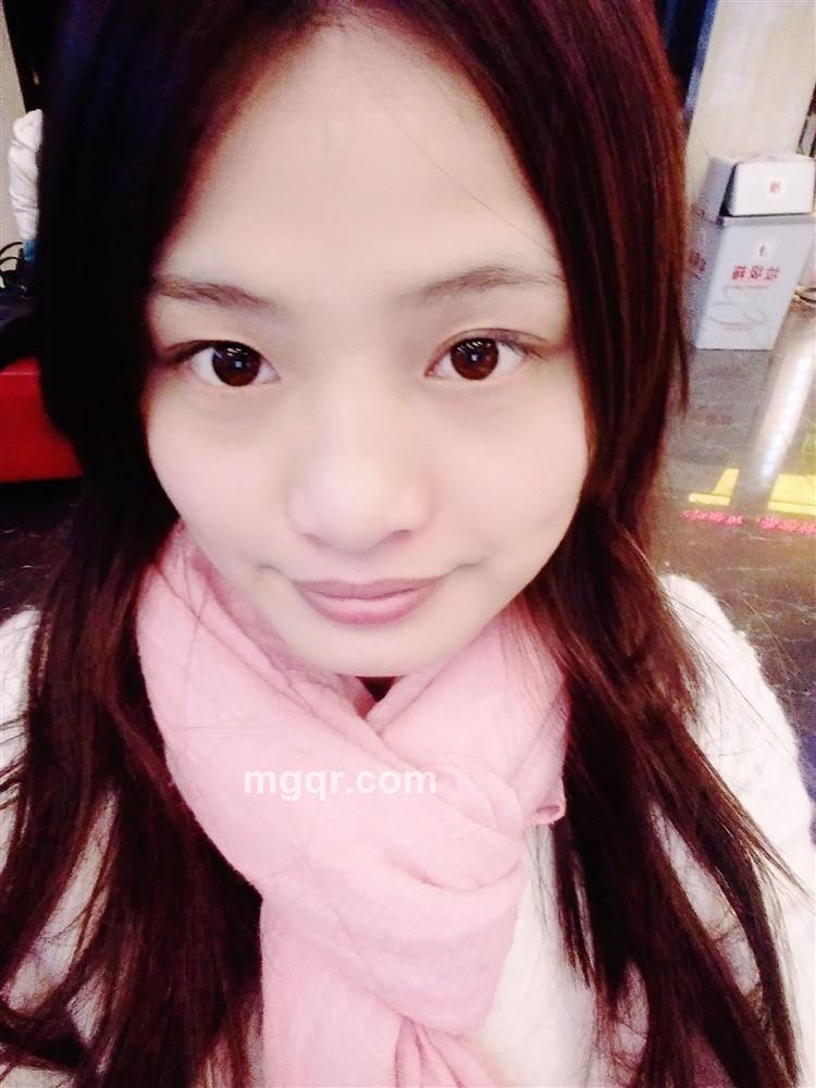 水中游泳的鸟儿的头像