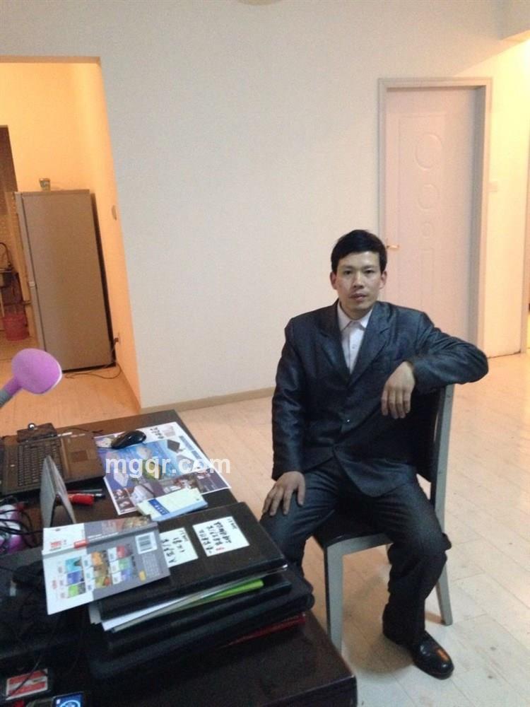 上进才会得到爱的头像