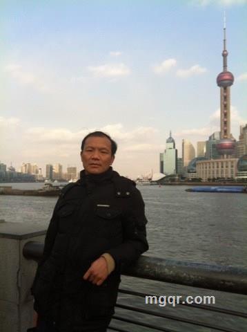 碌碌无为的头像