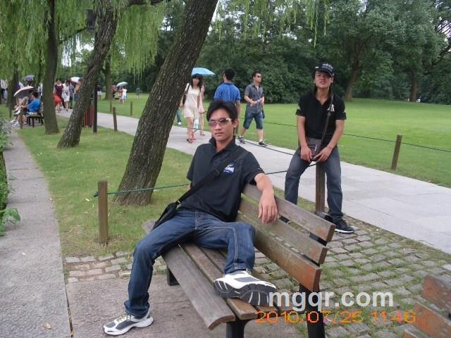 梦毁年华的头像