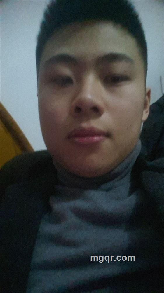 kongbaiduanzi的头像