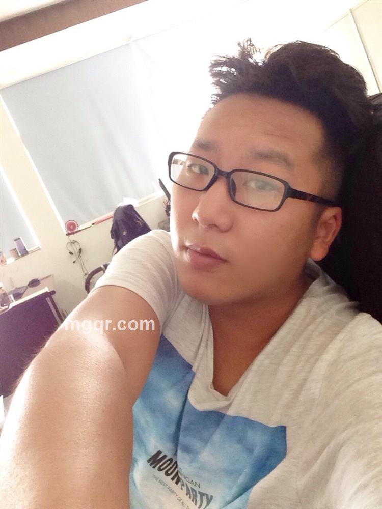 爱上寂寞的头像