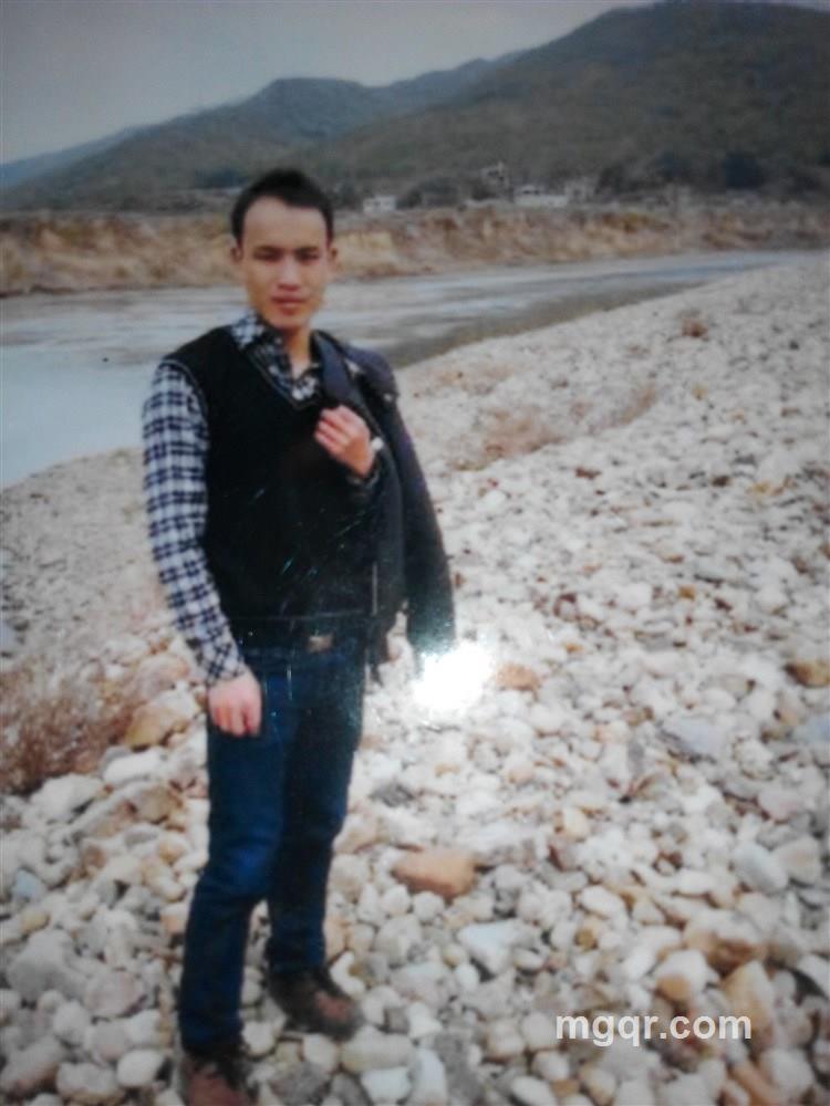 淡定现实的头像