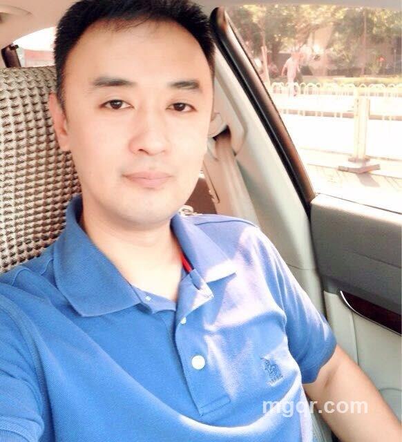 一个人的寂寞8048的头像