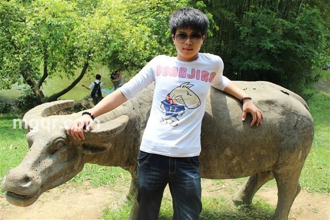 *男小伙子的头像