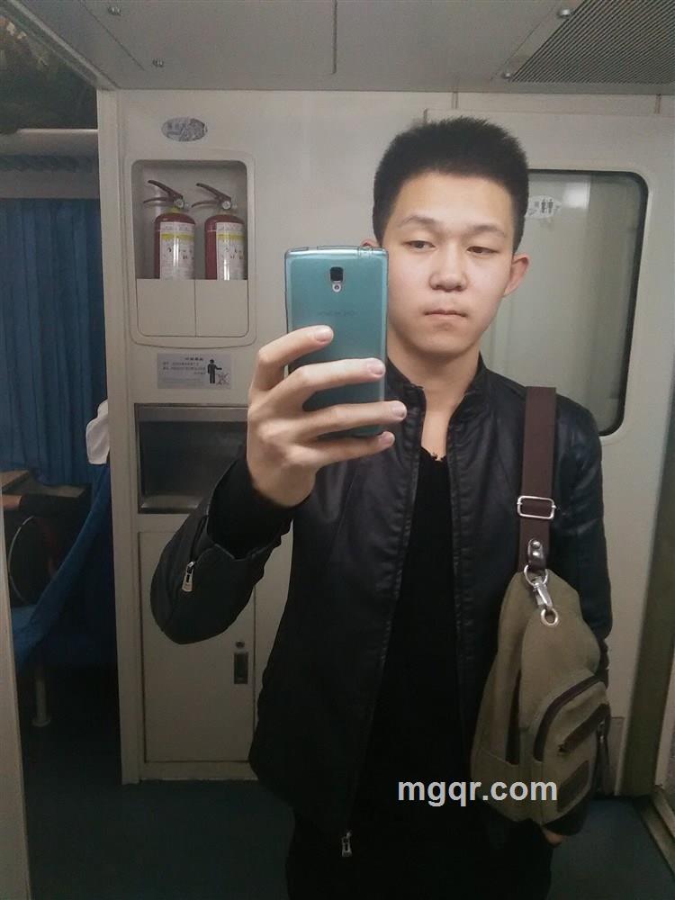 -周鹏啊的头像